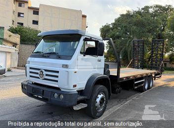 Caminhão Volkswagen 23-230 Constellation 3-Eixos (Diesel)(E5)