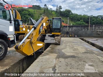 Escavadeira Caterpillar 320D