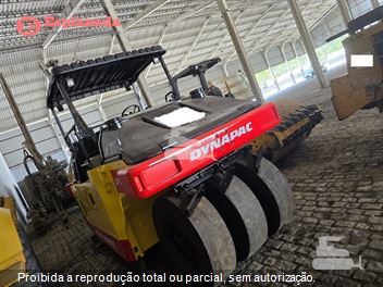 Rolo Compactador Dynapac CP224