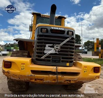 Pá Carregadeira Volvo L110F