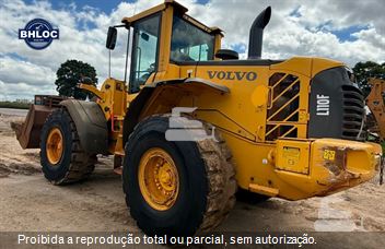 Pá Carregadeira Volvo L110F