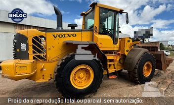 Pá Carregadeira Volvo L110F