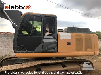 Escavadeira John Deere 210G