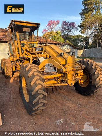 Motoniveladora Caterpillar 120G