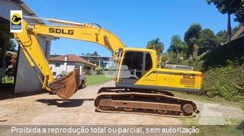 Escavadeira SDLG LG6250E