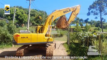 Escavadeira SDLG LG6250E