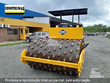 Rolo Compactador Muller VAP70