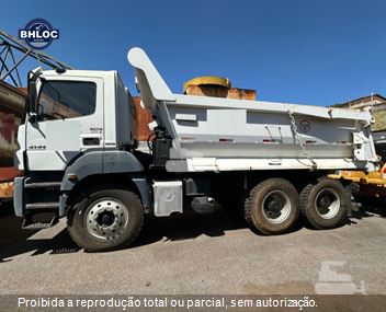 Caminhão Mercedes-Benz Axor 4144 K 6x4 2p (diesel)