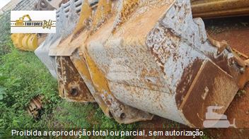 Pá Carregadeira Caterpillar 966L