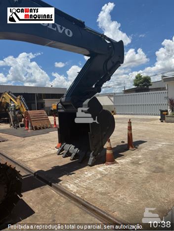 Escavadeira Volvo EC480DL