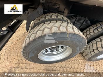 Caminhão Volkswagen 31-330 E Constellation 6x4 2p (Diesel)(E5)