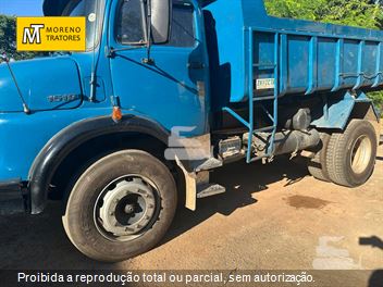 Caminhão Mercedes-Benz L-1519 2p (diesel)
