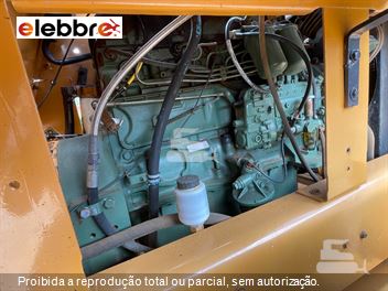 Pá Carregadeira Case W20B