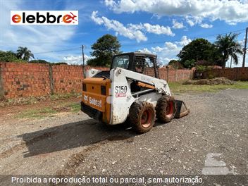 Mini-Carregadeira Bobcat S150