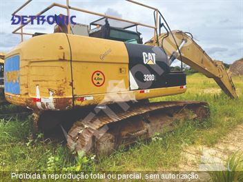 Escavadeira Caterpillar 320D2