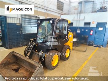 Mini-Carregadeira JCB SSL190 E