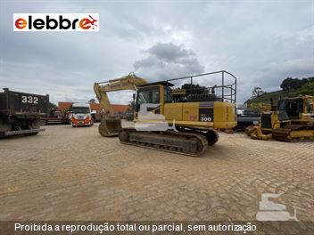 Escavadeira Komatsu PC300