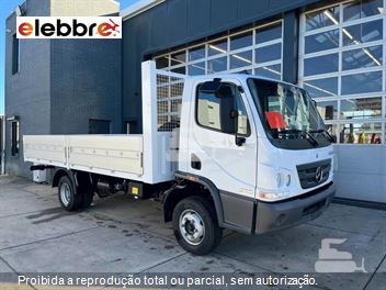 Caminhão Mercedes-Benz Accelo 915C 2p (diesel)