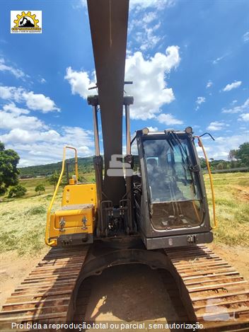 Escavadeira Volvo EC140DL