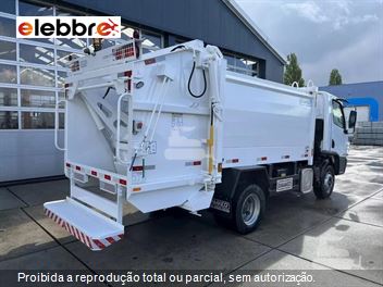 Caminhão Mercedes-Benz Accelo 815 2p (Diesel) (E5)