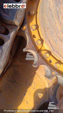 Trator de Esteira Caterpillar D8R