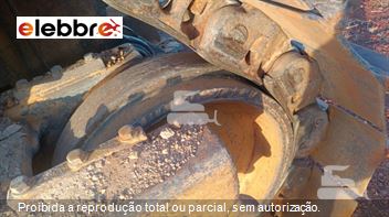 Trator de Esteira Caterpillar D8R
