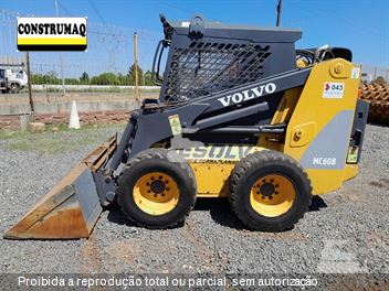 Mini-Carregadeira Volvo MC90B