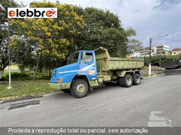 Caminhão Mercedes-Benz L-2318 3-Eixos 2p (diesel)