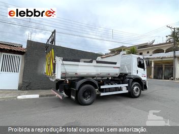 Caminhão Volkswagen 17-230 E Constellation 2p (Diesel)(E5)