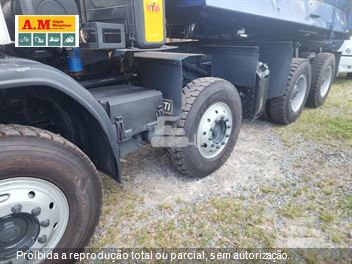 Caminhão Scania G-440 B 8x4 2p (Diesel) (E5)