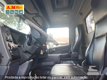 Caminhão Scania G-440 B 8x4 2p (Diesel) (E5)