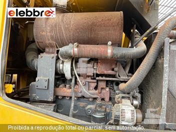Pá Carregadeira Komatsu WA320
