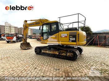 Escavadeira Komatsu PC160