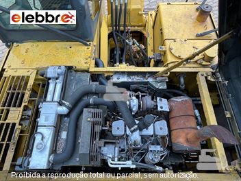 Escavadeira Komatsu PC160