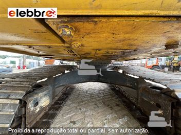 Escavadeira Komatsu PC160