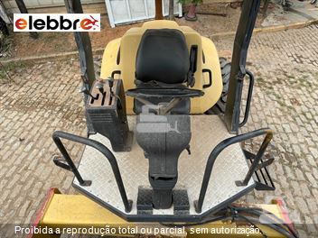 Rolo Compactador Muller VAP70