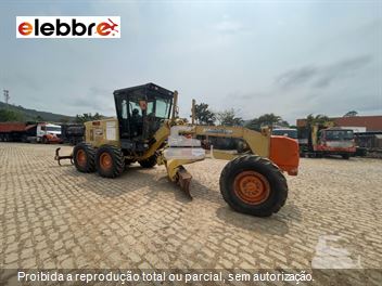 Motoniveladora Komatsu GD555-3
