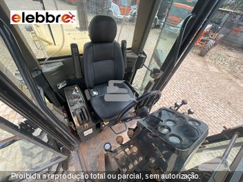 Motoniveladora Komatsu GD555-3