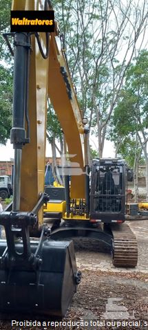 Escavadeira XCMG XE215C