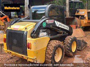 Mini-Carregadeira New Holland L218