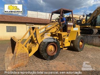 Pá Carregadeira Case W20E