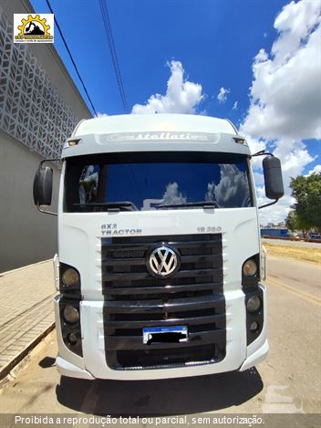 Caminhão Volkswagen 19-320 E Constellation Titan Tractor 2p