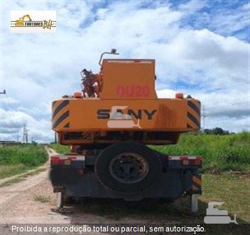 Guindaste Sany STC75
