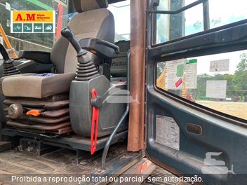Escavadeira Hyundai R140LC-9