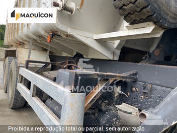 Caminhão Mercedes-Benz 2423 6X4 3-Eixos 2p (diesel)