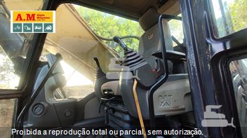 Escavadeira Caterpillar 336D2L
