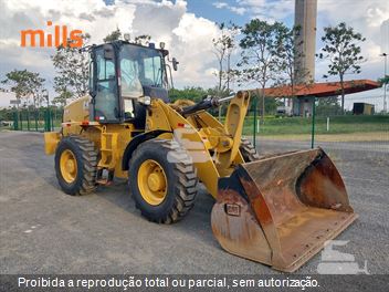 Pá Carregadeira Caterpillar 920K