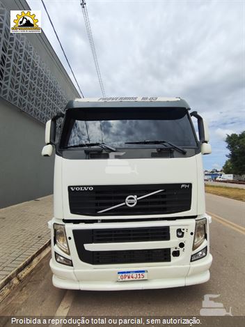 Caminhão Volvo FH-460 6x4 2p (Diesel) (E5)