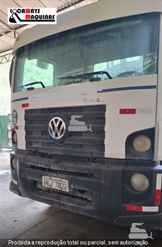 Caminhão Volkswagen 31-320 E Constellation 6x4 3-Eixos 2p (Diesel)