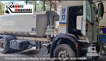 Caminhão Volkswagen 31-320 E Constellation 6x4 3-Eixos 2p (Diesel)